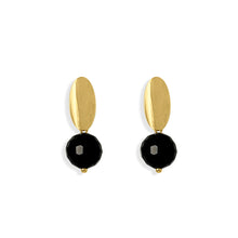 Load image into Gallery viewer, Black Crystal Stud Earrings