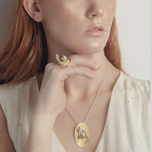 Load image into Gallery viewer, Oval Pendant Necklace with Couple