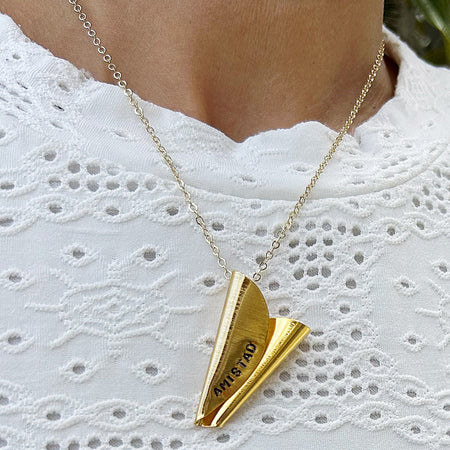 AMISTAD Pendant Necklace, handmade in 18k gold plated
