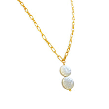 Cargar imagen en el visor de la galería, Handcrafted necklace with timeless design, mother-of-pearl finish, and 18k gold plated. Versatile and adjustable, suitable for layering. Natural pearl diameter 12-13mm. Total circumference up to 46cm. Length 24cm.
