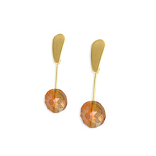 Cargar imagen en el visor de la galería, Topaz Crystal Drop Earrings. Handmade in 18k gold plated.
