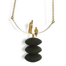 Cargar imagen en el visor de la galería, Volcanic Long Pendant Necklace, 18k Gold plated

