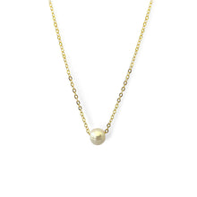 Load image into Gallery viewer, Pearl Necklace. Handmade jewelry in 18k gold plated.
