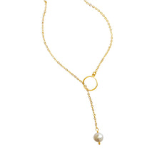 Cargar imagen en el visor de la galería, Pearl Lariat Necklace. Handmade jewelry in 18k gold plated
