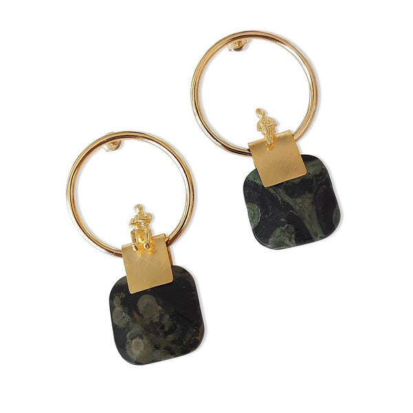 Circle Stud Earrings in Black Agate