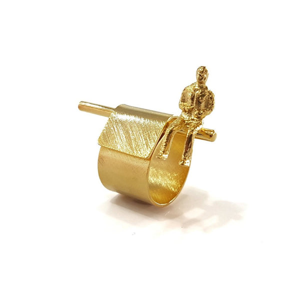 Equilibrium Ring